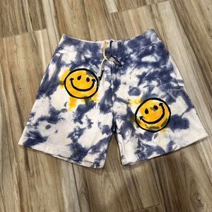 Chinatown-market Men's smiley face Blue Tie Dye Shorts